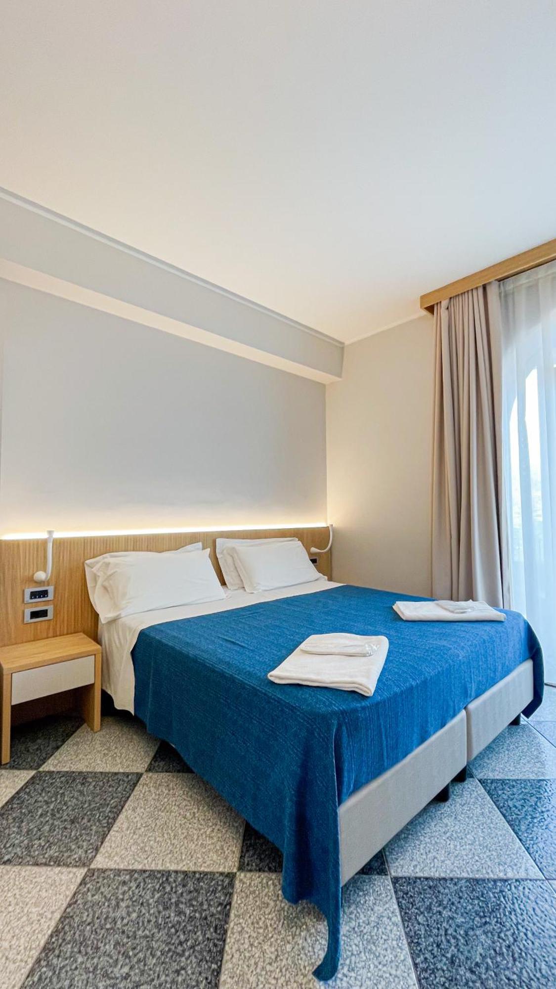 Santa Domenica Vittoria Agri-Hotel Da Marianna Resort & Spa מראה חיצוני תמונה