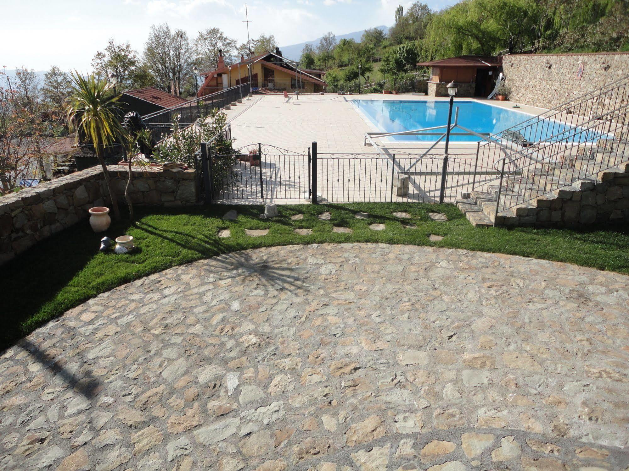 Santa Domenica Vittoria Agri-Hotel Da Marianna Resort & Spa מראה חיצוני תמונה